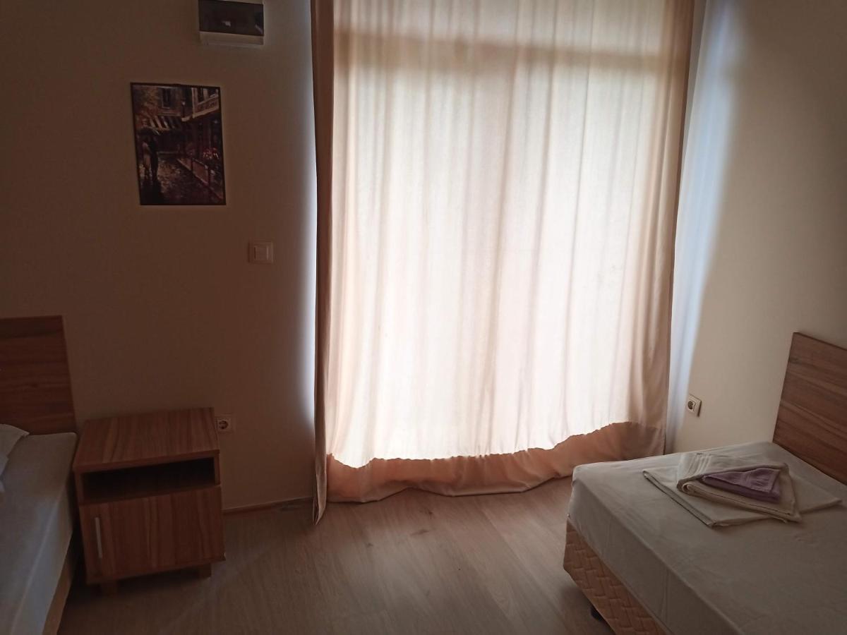 Къмпинг Градина - Garden Beach Apartments Sozopol Bagian luar foto